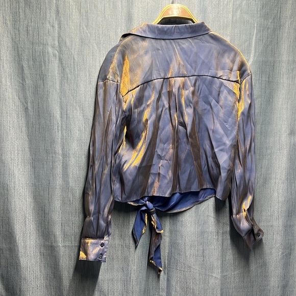 Milk & Honey blouse Size large NWT - Picture 5 of 7